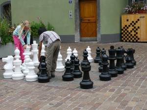 クールの街中でチェス