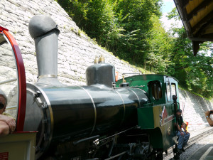 ブリエンツ山頂へのSL蒸気機関車